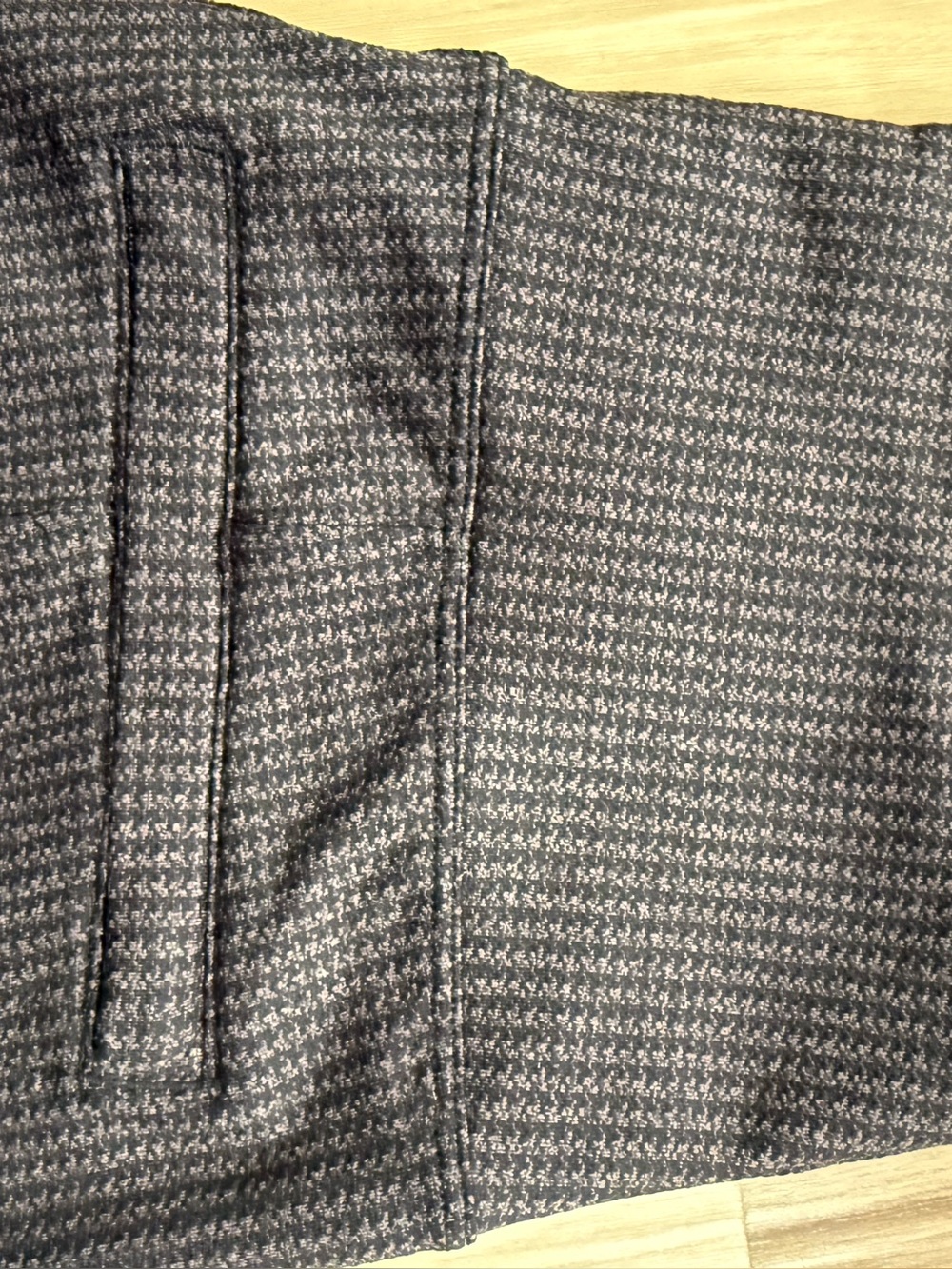 Athleta Delancey leggings. Houndstooth in brown and Black.